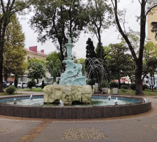 Фонтан «Каменный цветок» в Туапсе