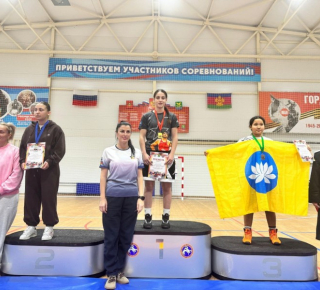 Воспитанница туапсинской спортшколы стала первой на краевом турнире по вольной борьбе