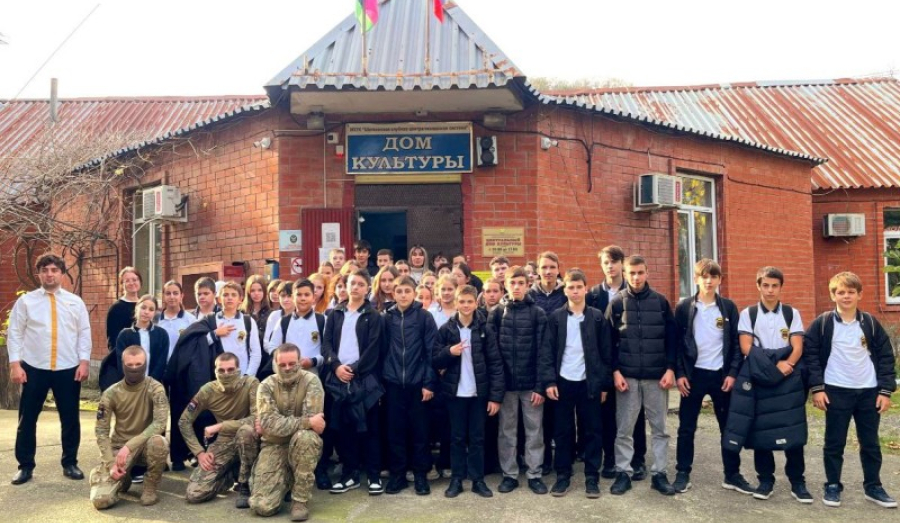 В Шепси прошла патриотическая встреча с участием военно-патриотического клуба «Звезда»