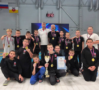 Юные ватерполисты Туапсе стали чемпионами края