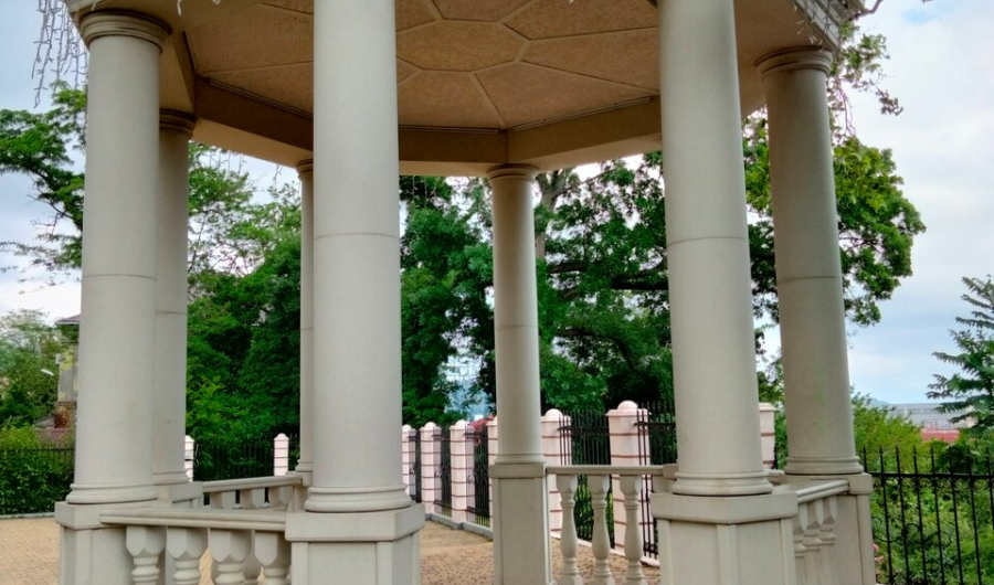 Смотровая площадка в городском парке Туапсе